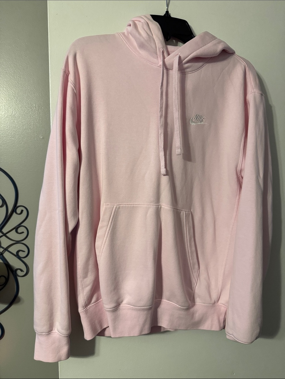 Nike Men’s Light Pink Crewneck Hoodie